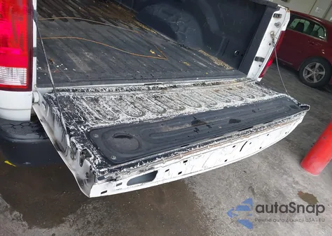 2018 Ram 2500 Tradesman 4X4 8' Box from USA, damaged, VIN 3C6MR5AJ2JG308366